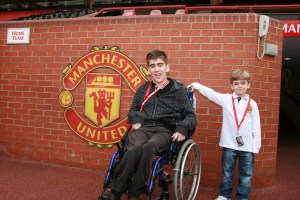 - MANU LÓPEZ (2012 ESTADIO MANCHESTER UNITED)-09.