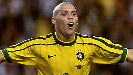 Ronaldo-Nazario-.jpg